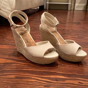 Gianni Bini wedges